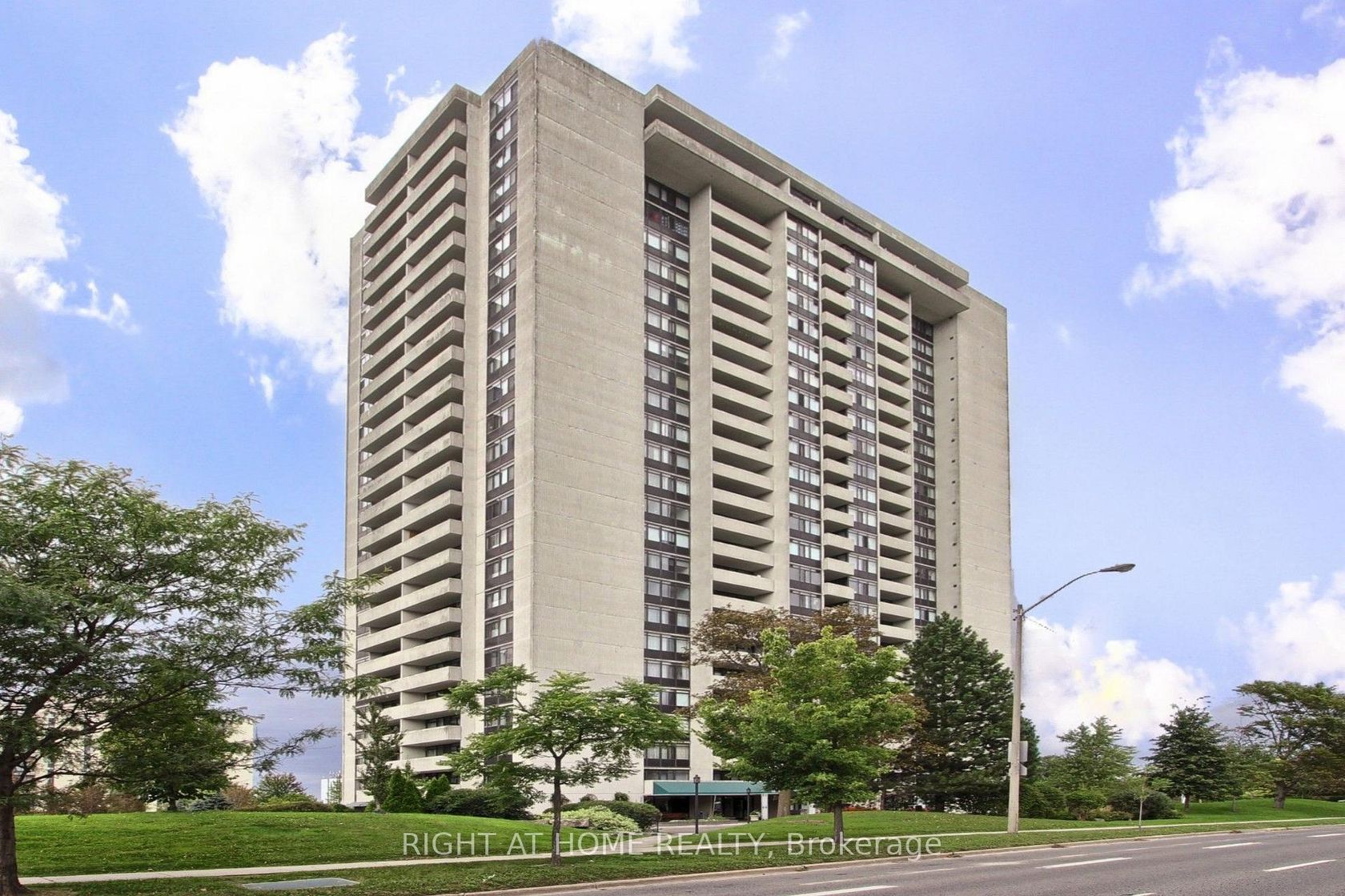1006 - 3300 Don Mills Road, Don Valley Village, Toronto photo 8