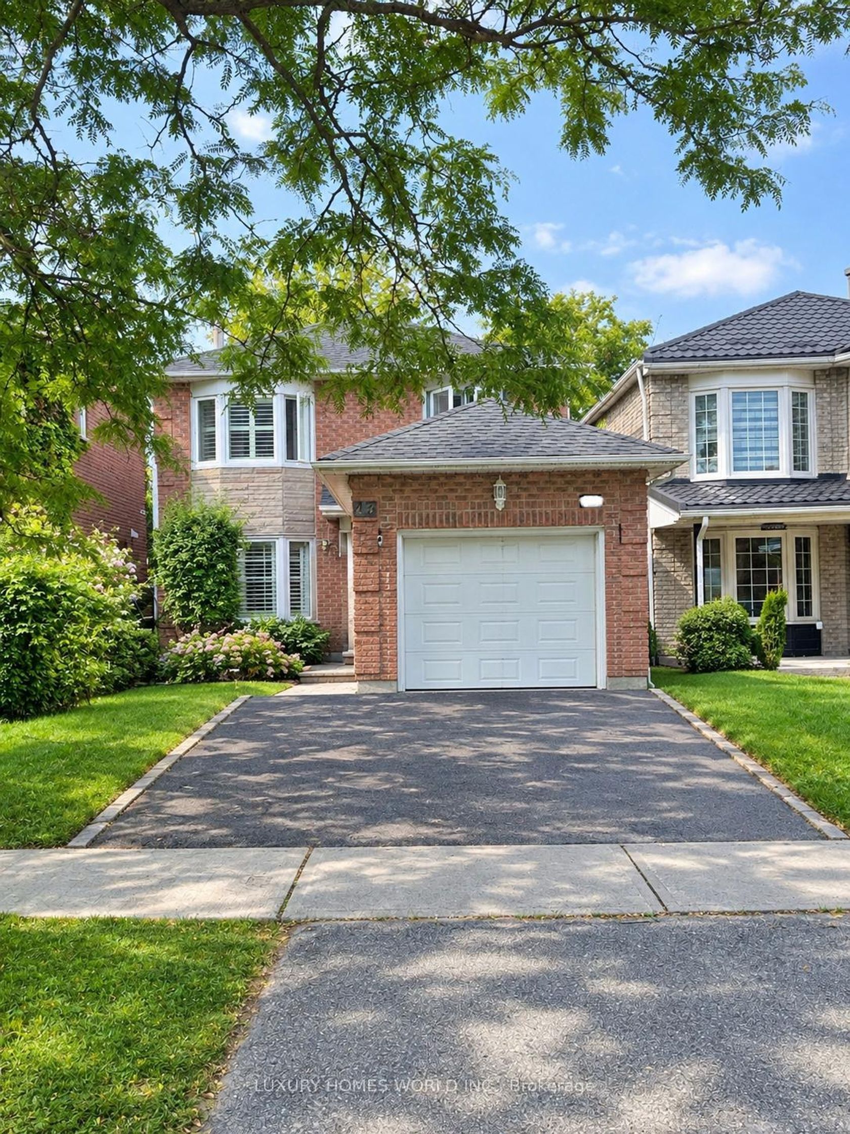 43 Graybark Crescent, Highland Creek, Toronto photo number 2