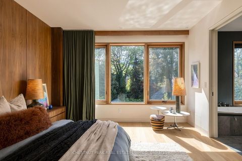 Photo 15 at 149 Roxborough Street E, Moore Park, Toronto