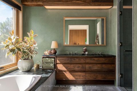 Photo 17 at 149 Roxborough Street E, Moore Park, Toronto