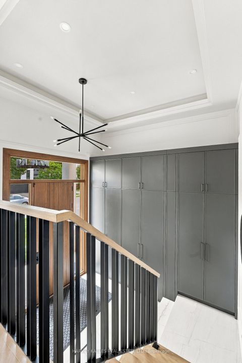 Photo 3 at 59 Burncrest Drive, Nortown, Toronto