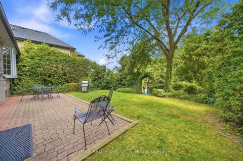 Photo 33 at 15 Hartfield Court, Humber Valley, Toronto