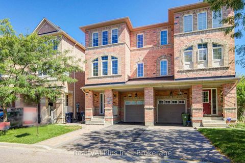Photo 1 at 105 Pilkington Drive, Birchmount, Toronto