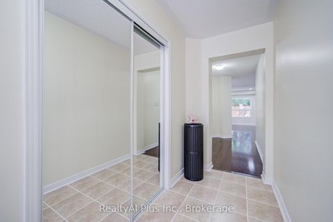Photo 5 at 105 Pilkington Drive, Birchmount, Toronto