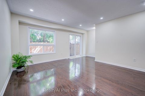 Photo 9 at 105 Pilkington Drive, Birchmount, Toronto