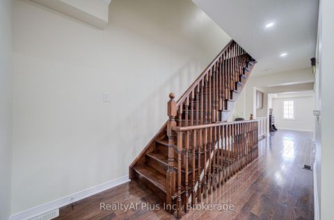 Photo 11 at 105 Pilkington Drive, Birchmount, Toronto
