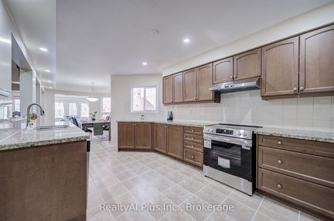Photo 13 at 105 Pilkington Drive, Birchmount, Toronto