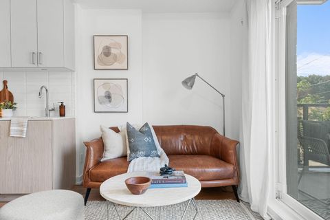 Photo 6 at 4 - 35 Birchcliff Avenue, Cliffside, Toronto