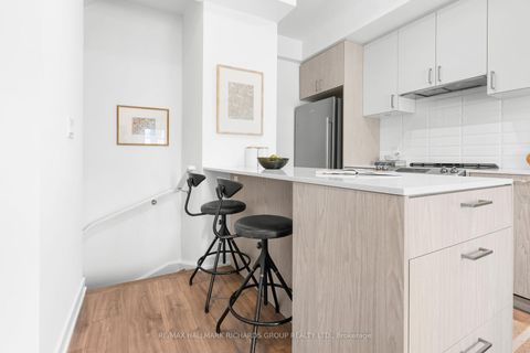Photo 13 at 4 - 35 Birchcliff Avenue, Cliffside, Toronto