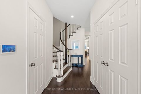 Photo 4 at 57 Bentwood Crescent, Patterson, Vaughan