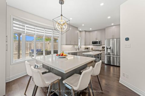 Photo 8 at 57 Bentwood Crescent, Patterson, Vaughan