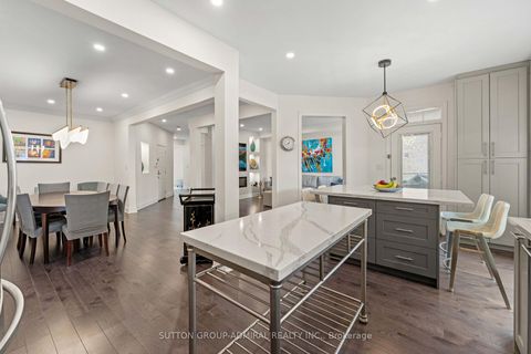 Photo 9 at 57 Bentwood Crescent, Patterson, Vaughan