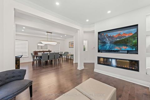 Photo 10 at 57 Bentwood Crescent, Patterson, Vaughan