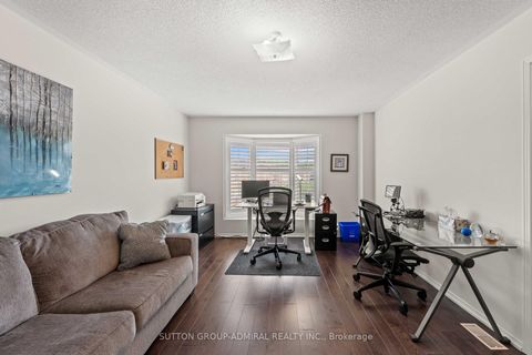 Photo 15 at 57 Bentwood Crescent, Patterson, Vaughan