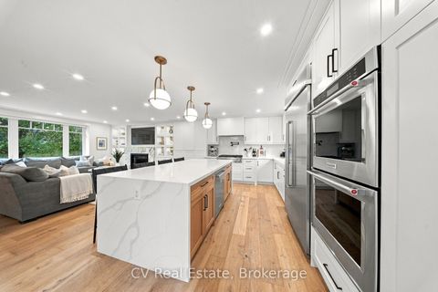 Photo 5 at 287 Yonge Boulevard, Nortown, Toronto