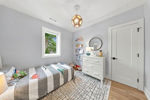 Photo 18 at 287 Yonge Boulevard, Nortown, Toronto