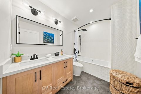 Photo 19 at 287 Yonge Boulevard, Nortown, Toronto