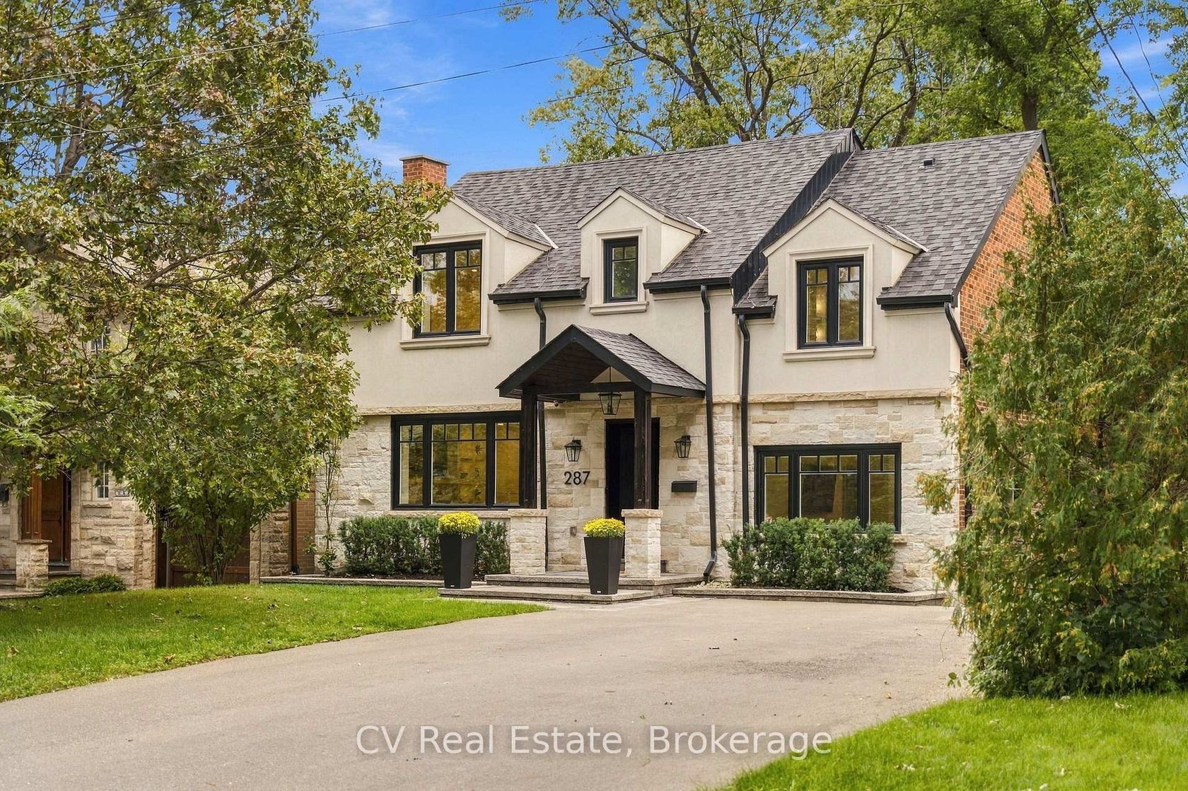 287 Yonge Boulevard, Nortown, Toronto photo number 2