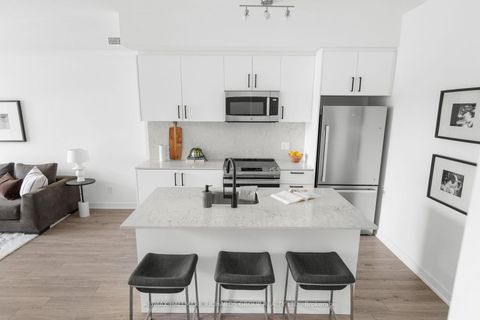 Photo 12 at 39 - 35 Birchcliff Avenue, Cliffside, Toronto