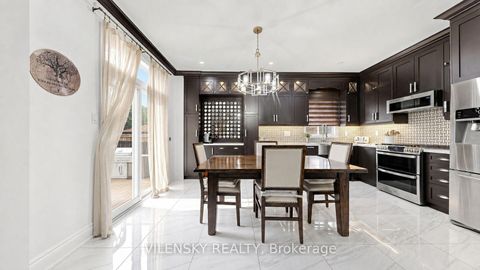 Photo 7 at 140 Marbella Road, Sonoma Heights, Vaughan