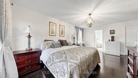 Photo 18 at 140 Marbella Road, Sonoma Heights, Vaughan