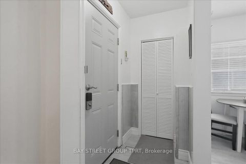 Photo 3 at 134 Clearbrooke Circle, Kipling, Toronto
