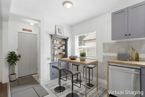 Photo 7 at 134 Clearbrooke Circle, Kipling, Toronto