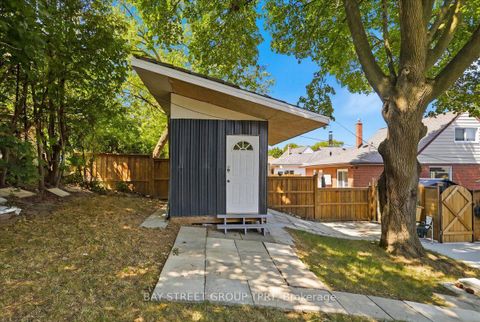 Photo 48 at 134 Clearbrooke Circle, Kipling, Toronto