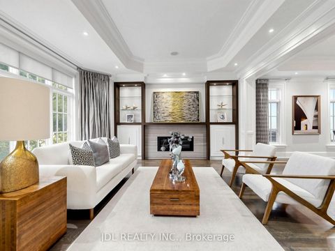 Photo 2 at 105 Arjay Crescent, York Mills, Toronto