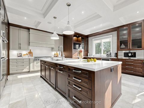 Photo 10 at 105 Arjay Crescent, York Mills, Toronto
