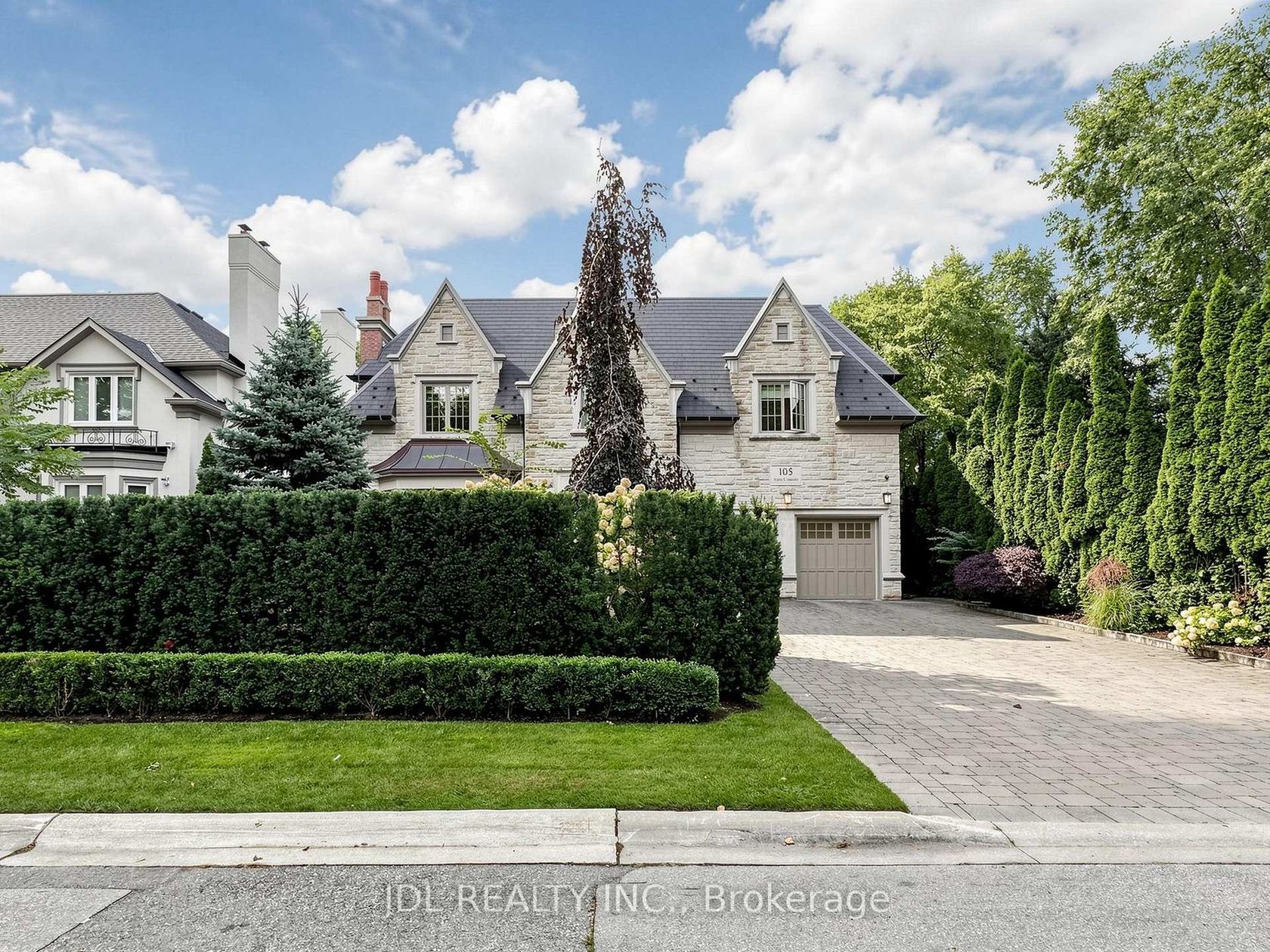 105 Arjay Crescent, York Mills, Toronto 