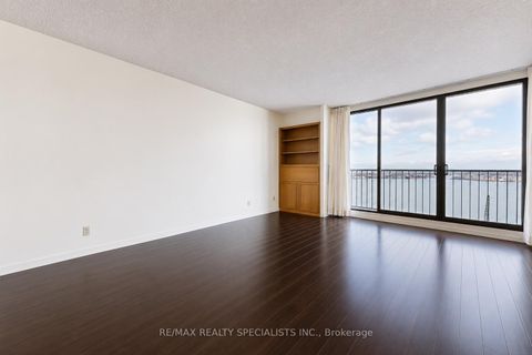 Photo 5 at 1207 - 33 Harbour Square, Waterfront Communities C1, Toronto