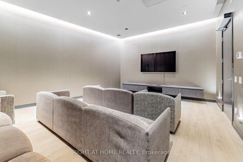 Photo 26 at 7 - 128 Fairview Mall Drive, Don Valley Village, Toronto