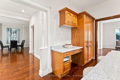 Photo 11 at 41 Cooperage Crescent, Westbrook, Richmond Hill