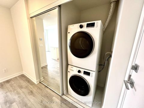 Photo 10 at 2405 - 15 Ellerslie Avenue, Willowdale West, Toronto