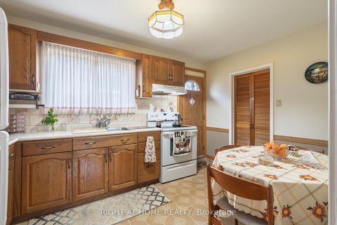 Photo 7 at 22 Monterrey Drive, Beaumonde Heights, Toronto