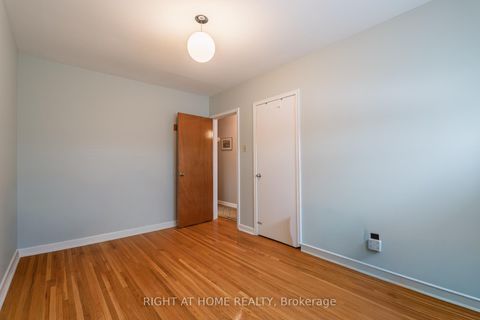 Photo 15 at 22 Monterrey Drive, Beaumonde Heights, Toronto