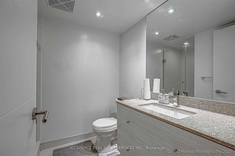Photo 12 at 1020 - 525 Adelaide Street W, Waterfront Communities C1, Toronto