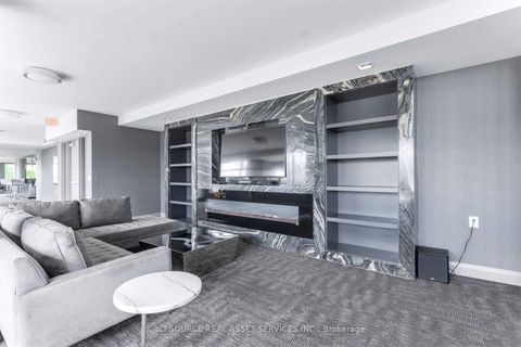 Photo 27 at 1020 - 525 Adelaide Street W, Waterfront Communities C1, Toronto