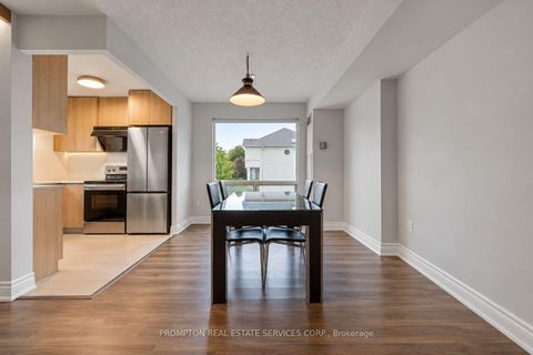 Photo 7 at 210 - 1 Hycrest Avenue, Willowdale East, Toronto