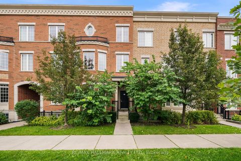 Photo 2 at 52 - 4689 Kingston Road, West Hill, Toronto
