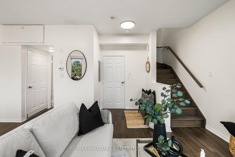 Photo 8 at 52 - 4689 Kingston Road, West Hill, Toronto