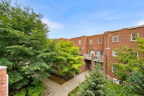Photo 17 at 52 - 4689 Kingston Road, West Hill, Toronto