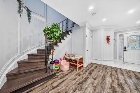 Photo 2 at 92 Denton Circle, Maple, Vaughan