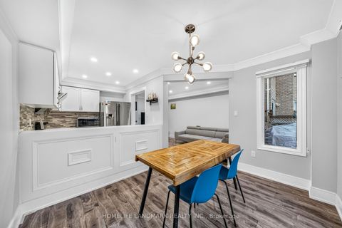 Photo 5 at 92 Denton Circle, Maple, Vaughan