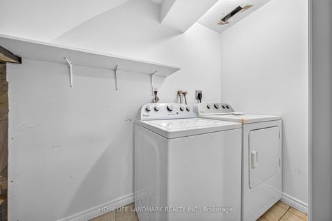 Photo 22 at 92 Denton Circle, Maple, Vaughan