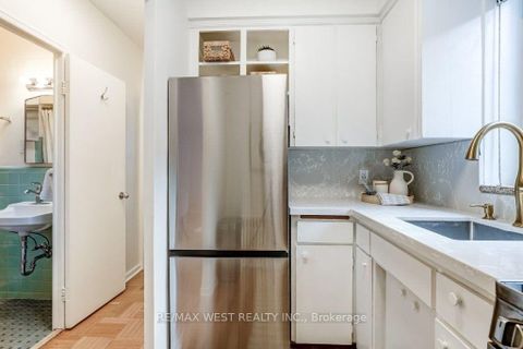 Photo 12 at 203 - 2000 Bloor Street W, High Park North, Toronto
