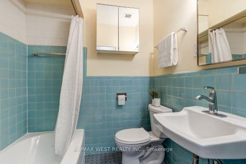 Photo 17 at 203 - 2000 Bloor Street W, High Park North, Toronto