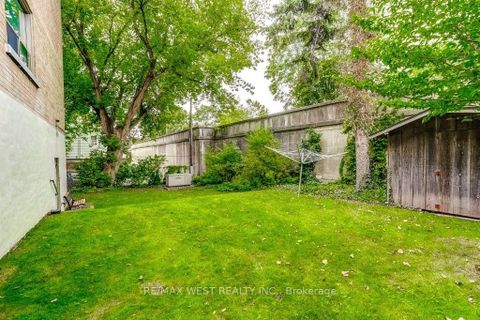 Photo 20 at 203 - 2000 Bloor Street W, High Park North, Toronto