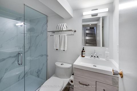 Photo 26 at 37 De Vere Gardens, Nortown, Toronto